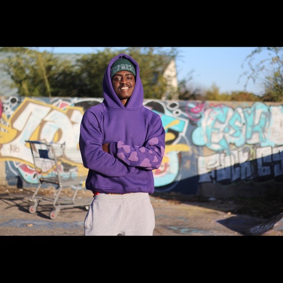 Meet your Posher, Shawn😎 - Picture 1 of 4